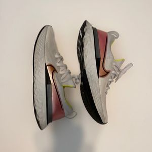 Nike Men's React Infinity Run Flyknit